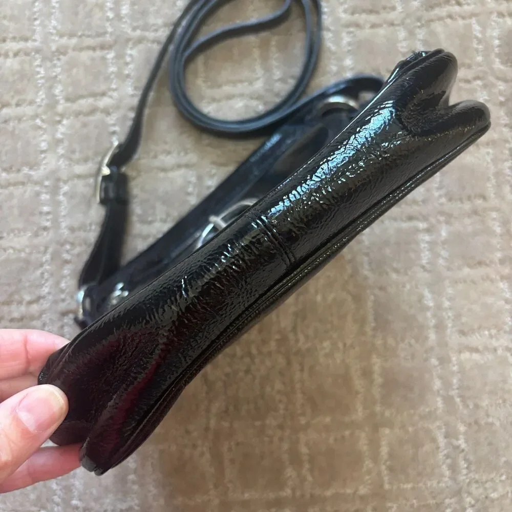 Brighton Bali Shine Patent Leather Crossbody Purse Black Organizer Zip Closure
